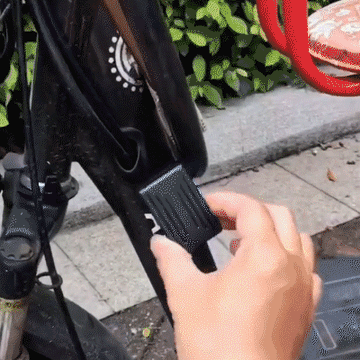 Dispozitiv de urmărire GPS anti-pierdere